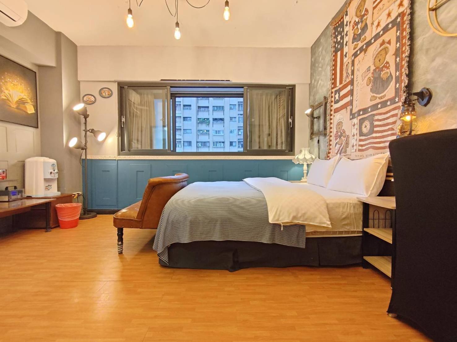一中喵喵 有統編收據 Hotell Taichung Exteriör bild