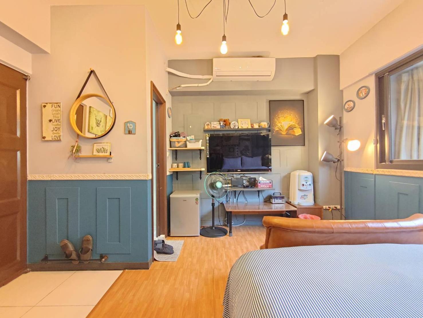 一中喵喵 有統編收據 Hotell Taichung Exteriör bild